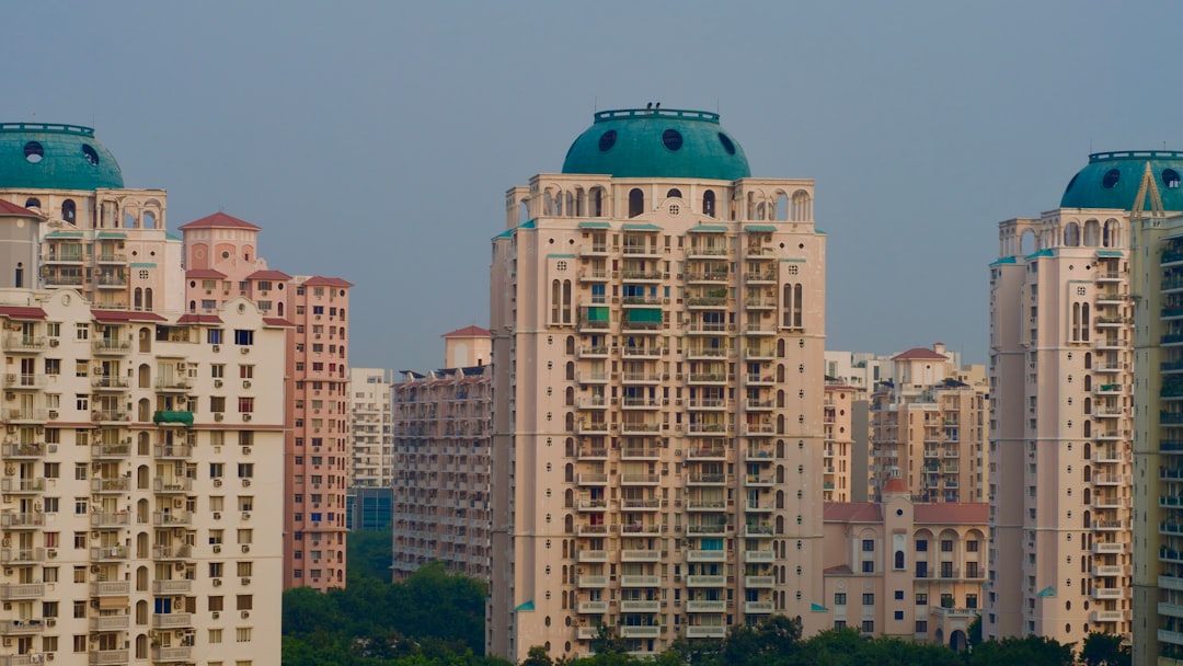 Luxury Apartments • High Rise